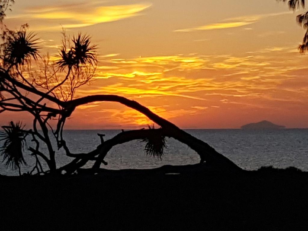 Mount Surround QLD Palm Beach Accommodation