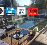 Frankston Hilltop Retreat - Palm Beach Accommodation