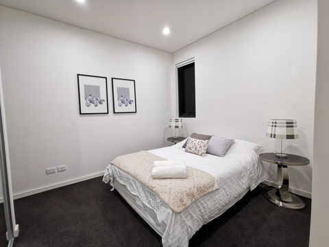 G02 Courtyard Apartment - Palm Beach Accommodation 1