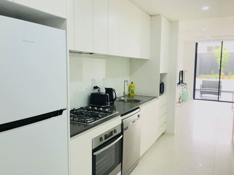 G06 1 Bedroom In Kalina Serviced Apartments - Palm Beach Accommodation 3