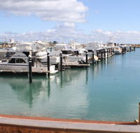 Geraldton Holiday Unit - Palm Beach Accommodation
