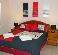 Geraldton Luxury Vacation Home - Palm Beach Accommodation
