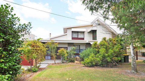 GETAWAY ON GARDEN - FREE WIFI - PET FRIENDLY (OUTSIDE ONLY) - Palm Beach Accommodation 0