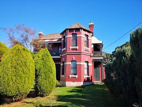 GH1886 - Palm Beach Accommodation 1