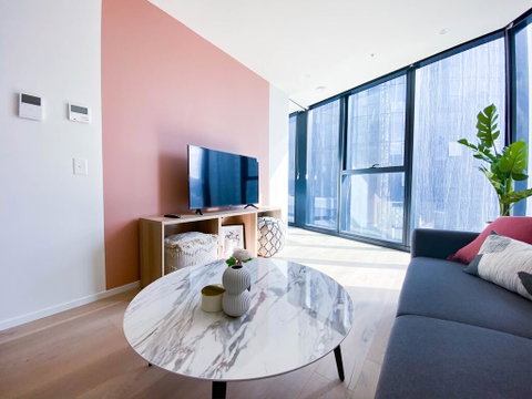 Glamorous Southbank Home W/ Free Wifi - Palm Beach Accommodation 1