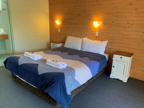 Gloucester Motel - Palm Beach Accommodation 3