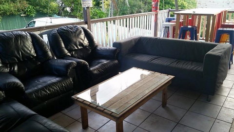 Gonow Family Backpackers Hostel - Palm Beach Accommodation 1