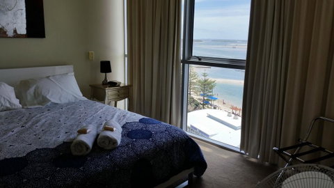 Grand Hotel Ocean View Apartment Labrador - Palm Beach Accommodation 2