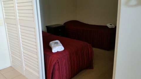 Grand Hotel Ocean View Apartment Labrador - Palm Beach Accommodation 3