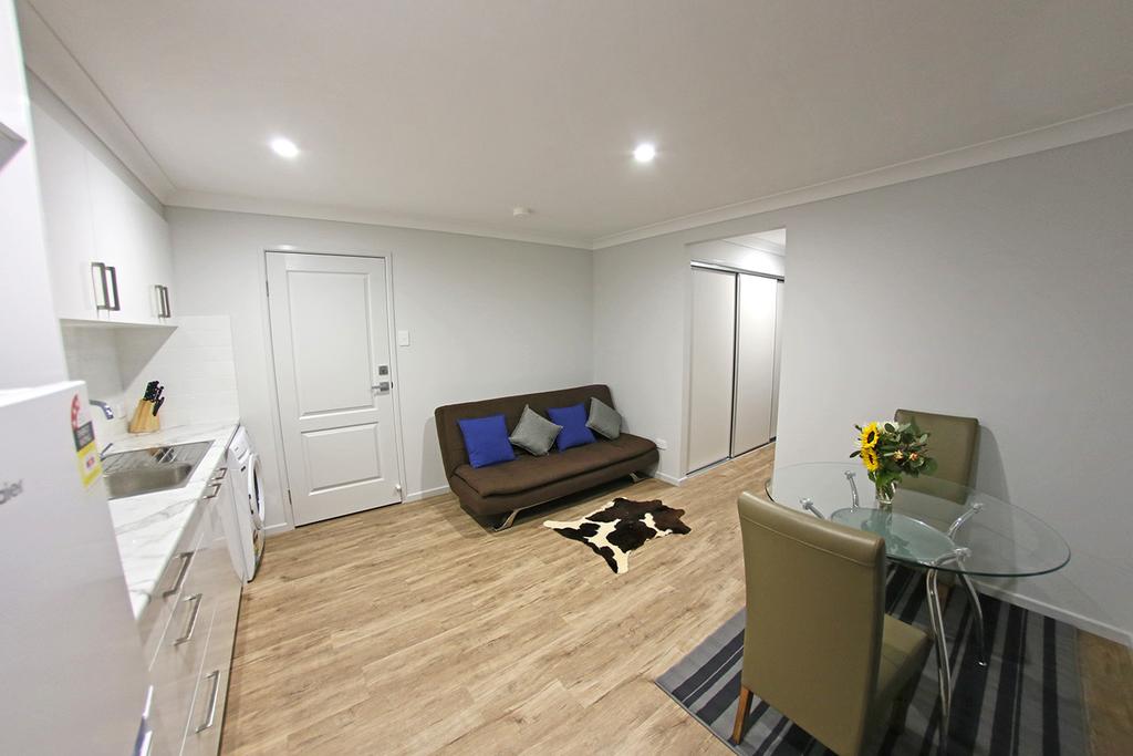 Undercliffe QLD Palm Beach Accommodation