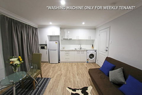 Granny Flat Next To Golf Course - Palm Beach Accommodation 2