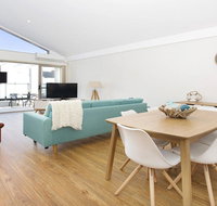 Hidden Gem On Manning - Great location opposite Surf Beach - Palm Beach Accommodation