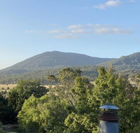 Highfield Cottage - Palm Beach Accommodation