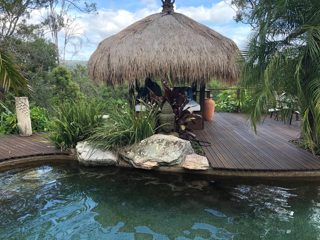 Maudsland QLD Palm Beach Accommodation