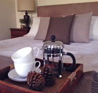 Jacaranda House Bed  Breakfast - Palm Beach Accommodation
