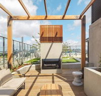 JUDD Your Stylish Richmond Abode Awaits You - Palm Beach Accommodation