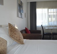 Karinga Motel SureStay Hotel by Best Western - Palm Beach Accommodation
