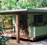 Kingfisher Cabin - Palm Beach Accommodation