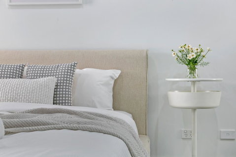 KOZYGURU MASCOT WALK TO STATION MODERN DESIGNER 2 BED APT FREE PARKING NMA260-312 - Palm Beach Accommodation 1