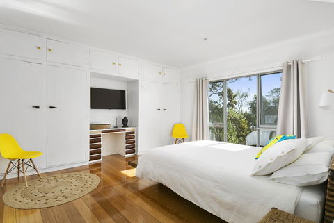 L'Ciabot- Sea View Tranquility - Palm Beach Accommodation 2