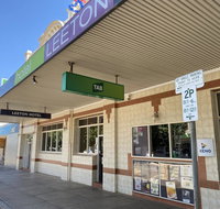 Leeton Hotel - Palm Beach Accommodation