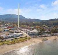 Luxurious Apartment A Stones Throw From The Beach - Palm Beach Accommodation