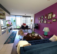 Luxury 2BR Apartment with amazing skyline view crown - Palm Beach Accommodation