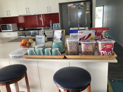 M & T's Waterfront Bed & Breakfast - Palm Beach Accommodation 3