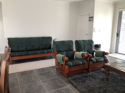M & T's Waterfront Bed & Breakfast - Palm Beach Accommodation 2