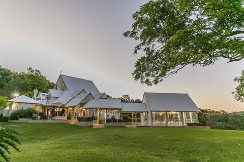 Maleny Manor - Palm Beach Accommodation 3