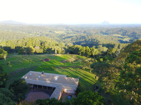 Maleny Orchard - Palm Beach Accommodation 0