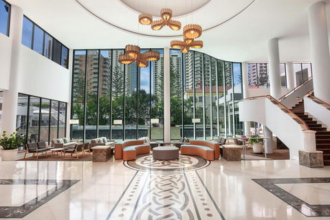 Mantra Legends Hotel - Palm Beach Accommodation 3