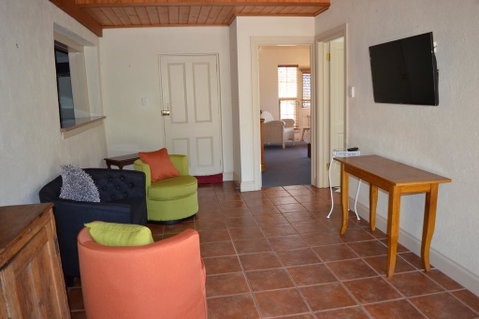 Marananga Cottages - Palm Beach Accommodation 0