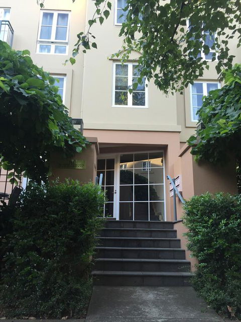 MCG, Rod Laver, City - Best Location In Melbourne - Palm Beach Accommodation 1