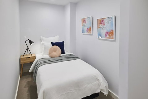 Mega Style Apartments Southbank - Palm Beach Accommodation 3