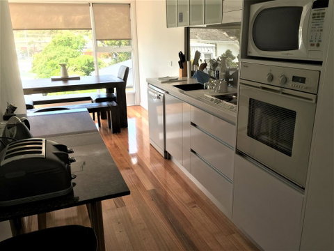 Meriam Bed And Breakfast - Palm Beach Accommodation 1