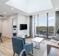 Meriton Suites Coward Street Mascot - Palm Beach Accommodation