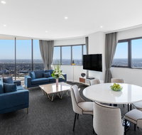Meriton Suites Kent Street - Palm Beach Accommodation
