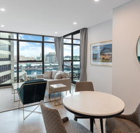 Meriton Suites Sussex Street - Palm Beach Accommodation