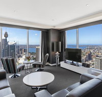 Meriton Suites World Tower - Palm Beach Accommodation
