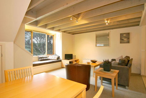 Merlot - Palm Beach Accommodation 2