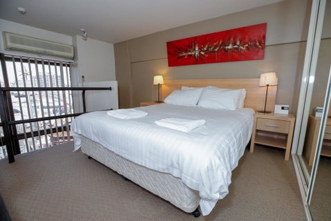 Metro - Palm Beach Accommodation 1