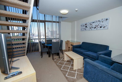Metro - Palm Beach Accommodation 0