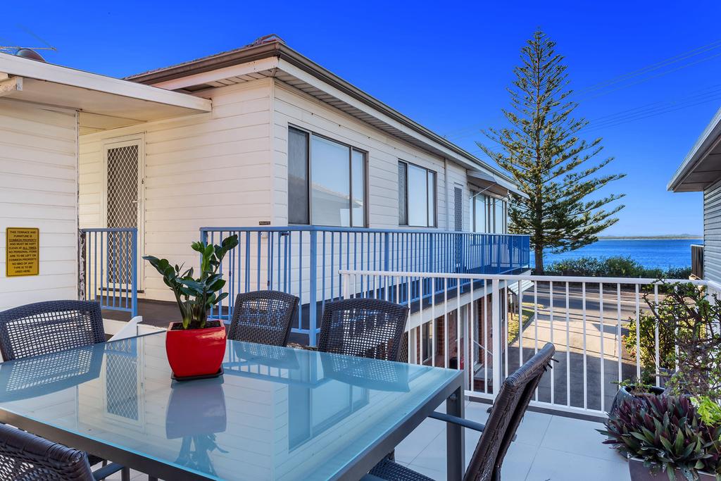 Shoal Bay NSW Palm Beach Accommodation