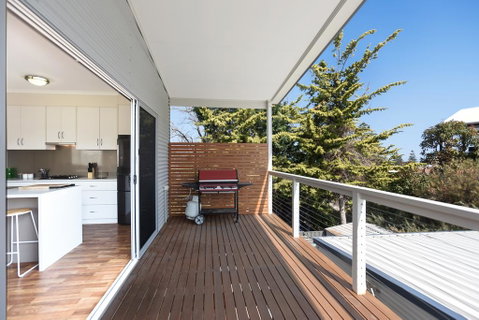Moana Dreams - Palm Beach Accommodation 3