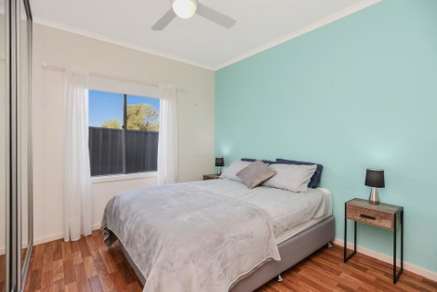 Moana Dreams - Palm Beach Accommodation 2