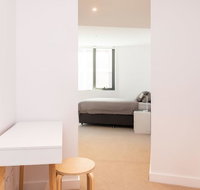 Modern 2 Bedroom Apartment in Darling Harbour - Palm Beach Accommodation
