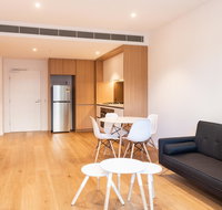 Modern Apartment in Darling Harbour - Palm Beach Accommodation