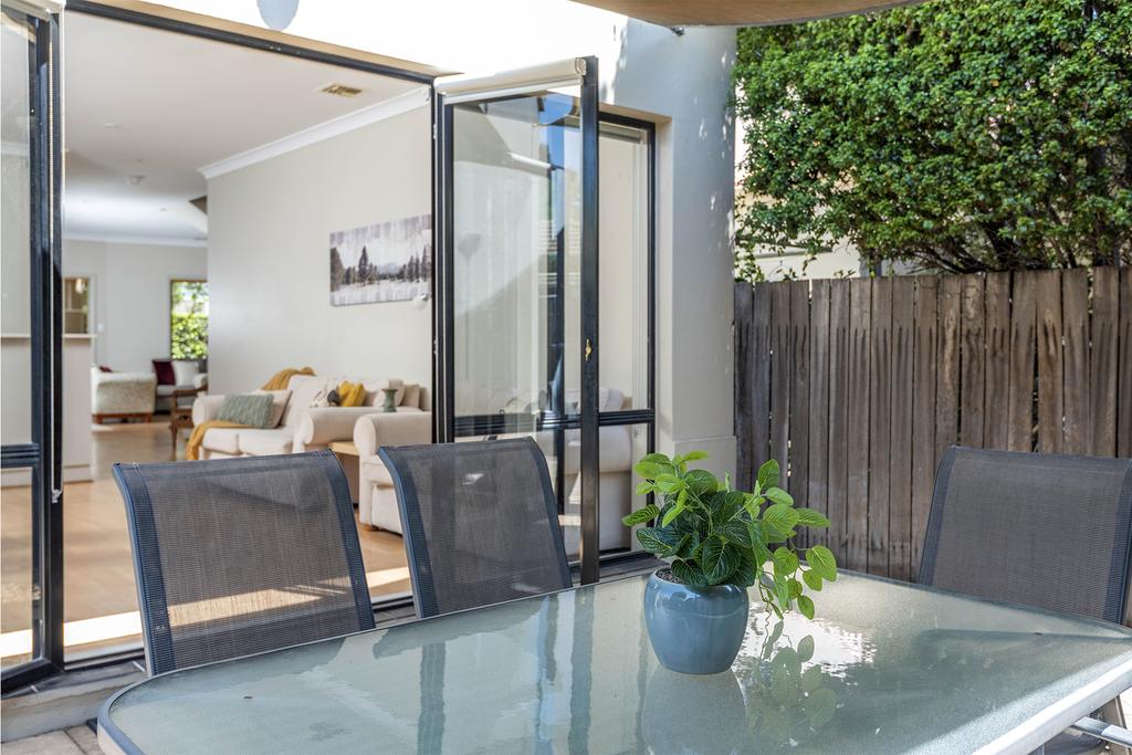 Turner ACT Palm Beach Accommodation