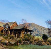 Mountain Grass Lodge 2 bedroom - Palm Beach Accommodation
